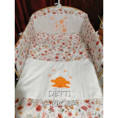   Maci méhecskével - Hímzett gyermekágynemű garnitúra 5 részes