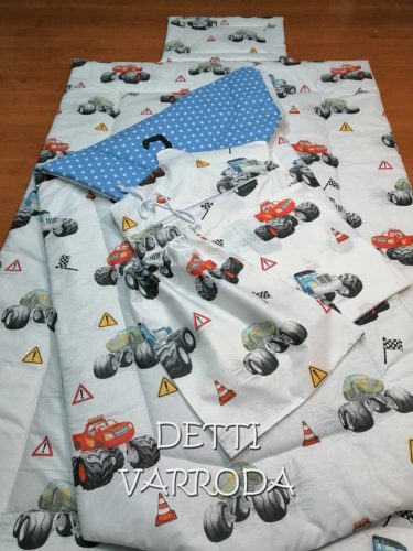 Rally autók - Ovis ágynemű garnitúra hozzá illő derékaljjal és vállfás oviszsákkal és tornazsákkal