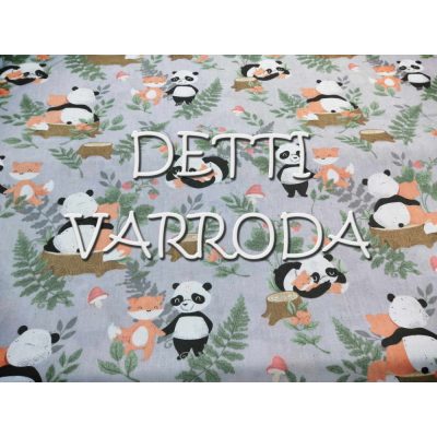 Ölelkező panda és róka 