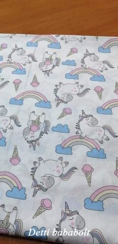 Szivárvány egyszarvúak fagylalttal - fehér alapon