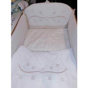 Ágyneműgarnitúrák himzett