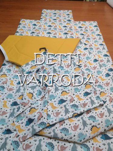 Dinók - Ovis ágyneműgarnitúra hozzá illő derékaljjal, vállfás zsákkal és tornazsákkal