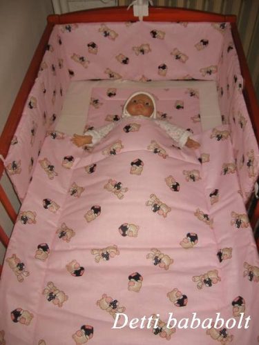 Maci szívecskével -  Babaágynemű garnitúrák 3 részes (Párna, paplan, fejvédő)