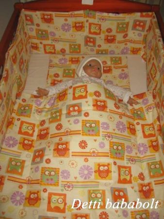 Bagoly kockában -  Babaágynemű garnitúrák 3 részes (Párna, paplan, fejvédő)