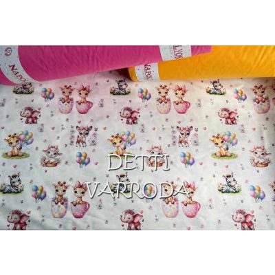   Boldog állatkák - Ovis ágynemű garnitúra hozzá illő derékaljjal és vállfás oviszsákkal és tornazsákkal és ágyneműtartó zsákkal