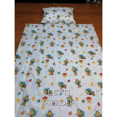   1. Ovis ágynemű garnitúra pufi kispárnával és levehető huzattal ( Kép tájékoztató jellegű!)