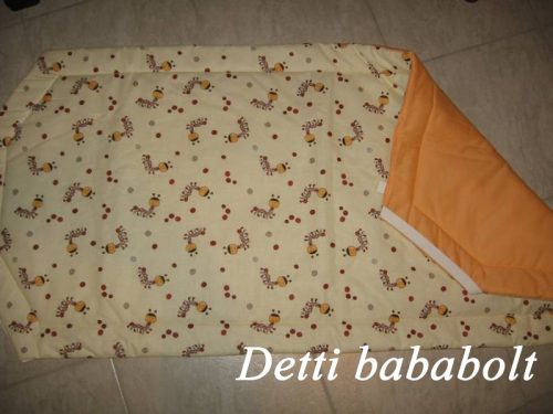 Százlábú - Ovis bélelt derékalj fektetőre