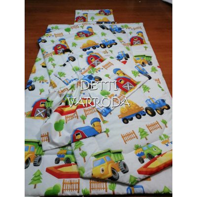   Tanyavilág - Ovis ágyneműgarnitúra hozzá illő derékaljjal és vállfás oviszsákkal és tornazsákkal