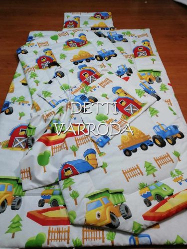 Tanyavilág - Ovis ágyneműgarnitúra hozzá illő derékaljjal és vállfás oviszsákkal és tornazsákkal