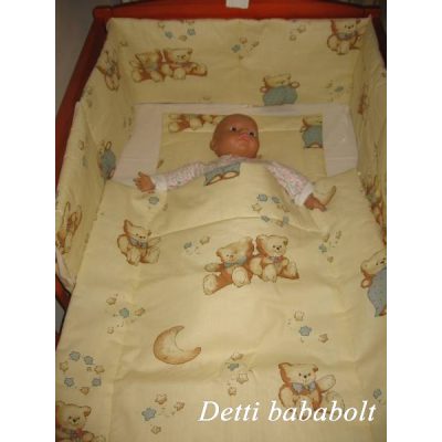   Maci szürke nadrágban -  Babaágynemű garnitúrák 3 részes (Párna, paplan, fejvédő) 