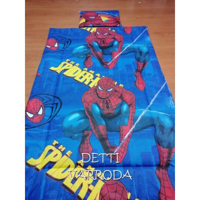   Pókember - Ovis ágynemű garnitúra hozzá illő derékaljjal és vállfás oviszsákkal és tornazsákkal és ágyneműtartó zsákkal