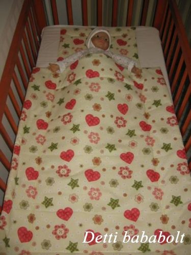 Szívecskés - Babaágynemű garnitúra 2 részes
