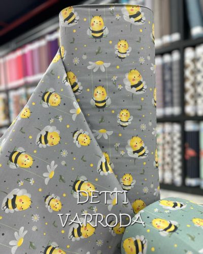 Méhecskék - Ovis ágynemű garnitúra hozzá illő derékaljjal és vállfás oviszsákkal és tornazsákkal és ágyneműtartó zsákkal