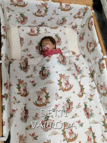 Nyuszik csillagok között - Babaágynemű garnitúrák 3 részes (Párna, paplan, fejvédő)