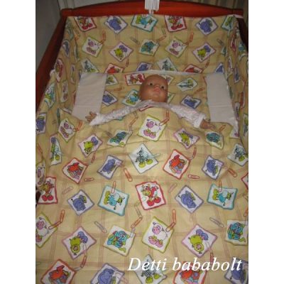   Állatkák kockában - Babaágynemű garnitúrák 3 részes (Párna, paplan, fejvédő)